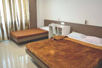 Hotel Safari, Chandrapur 3
